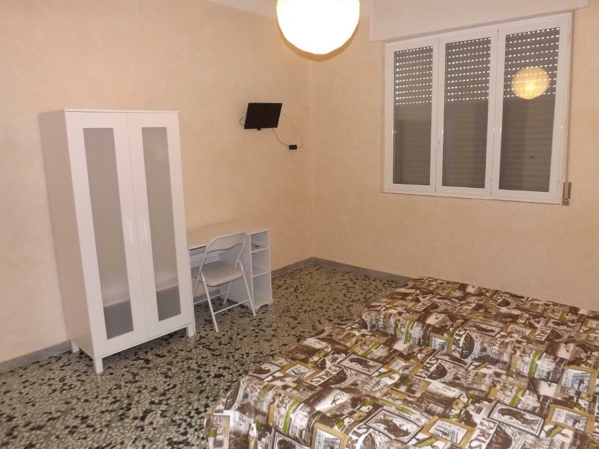 Bed And Breakfast Il Subacqueo Taranto Bagian luar foto